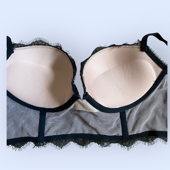 Beautiful Victoria’s Secret bra - Picture 8 of 8